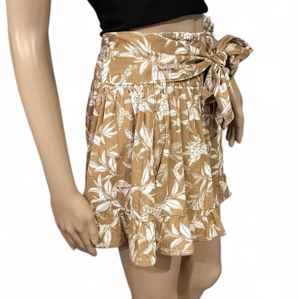 Women’s Tan Floral Tie-Waist Skort - Picture 3 of 7